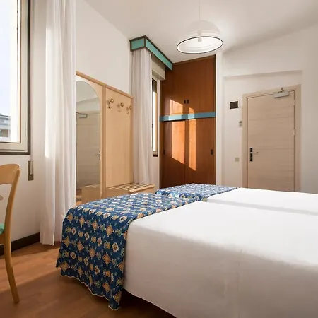 Vegas Hotel 3*