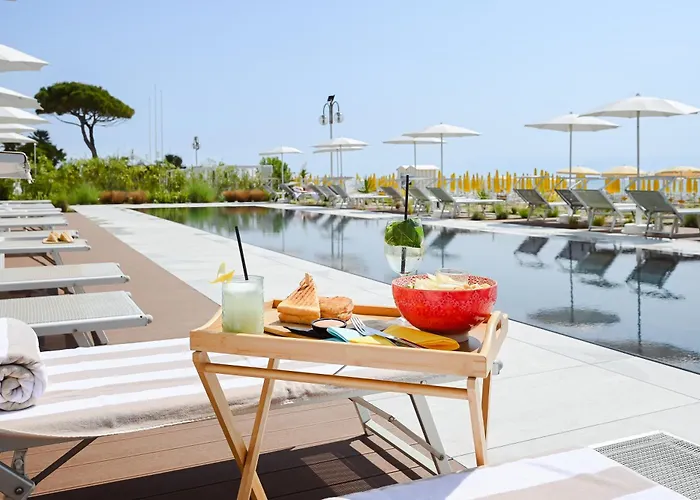 酒店 斯皮纳里酒店 3*