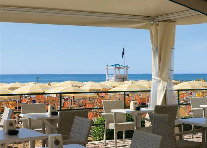 斯皮纳里酒店 酒店