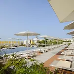 Vegas Hotel 3*